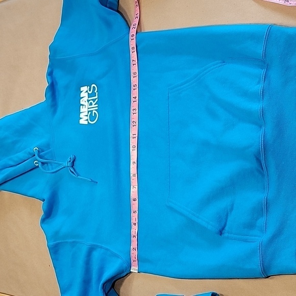Original Paramount Mean Girls Movie Release Hoodie Size S, Exc. Cond. Like New - Picture 8 of 13